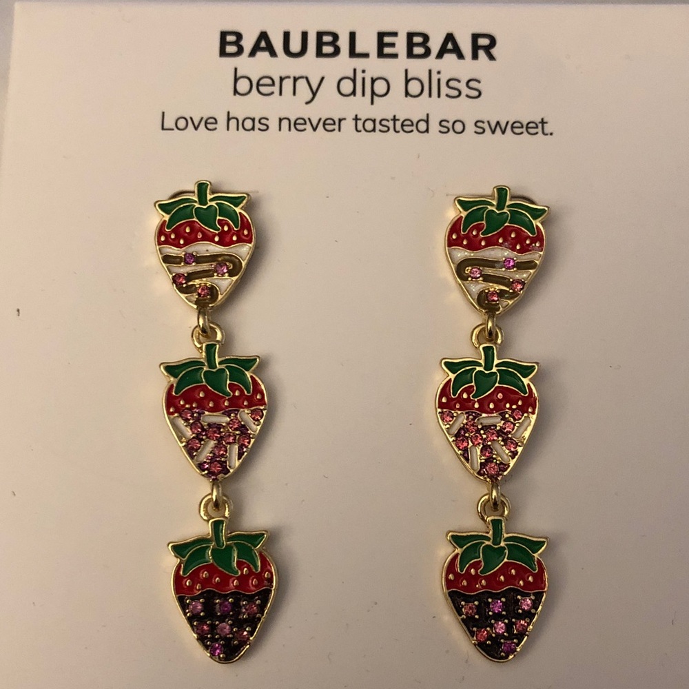 BaubleBar Berry Dip Bliss Triple Drop Strawberry Earrings Crystal Accents NIB - Picture 2 of 12